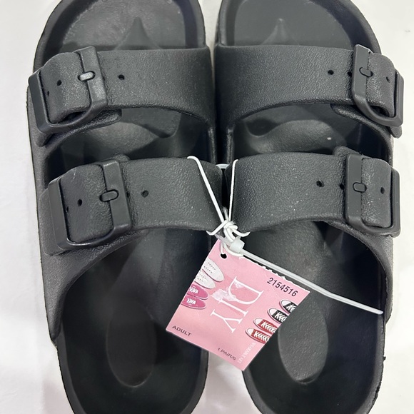 DIY • Black Rubber Sandals • sz 6 - Picture 2 of 6